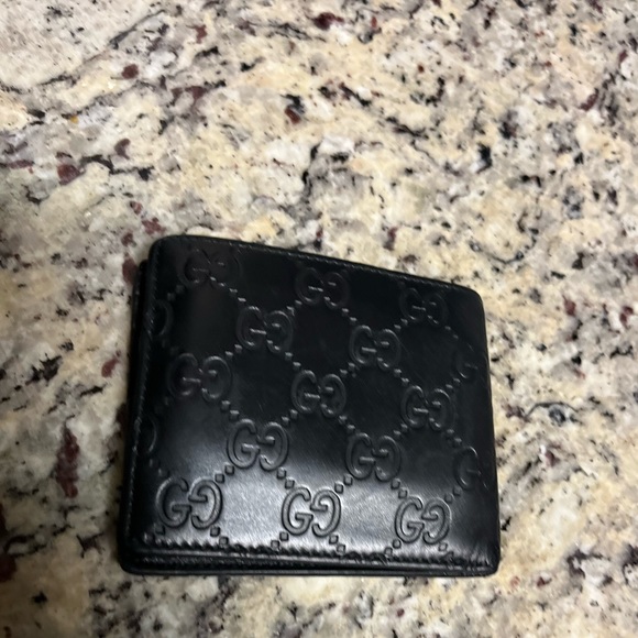Men's Authentic Gucci Foldable Wallet - Picture 1 of 7